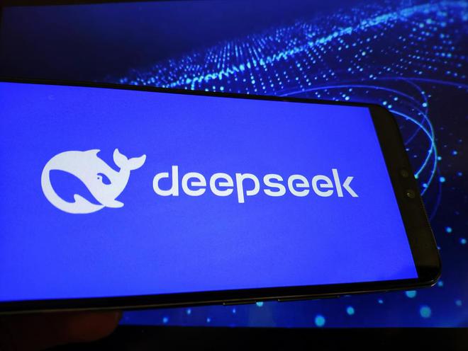 2025两会开幕｜今天你DeepSeek了吗？